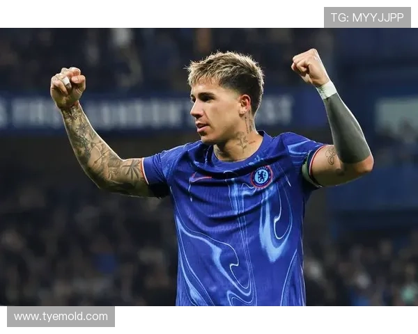 队报:KK7不满连续替补 巴黎大胜切尔西回暖 队报:KK7不满连续替补 巴黎大胜切尔西回暖